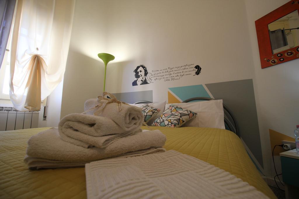 Bed 'N Books Sassari Bagian luar foto