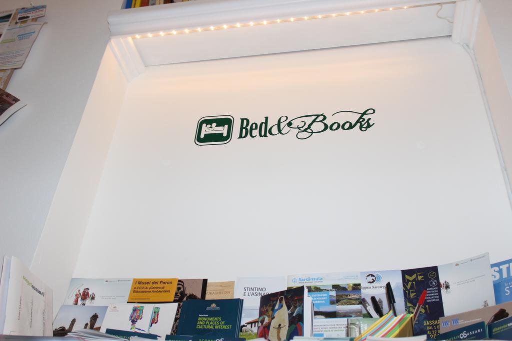 Bed 'N Books Sassari Bagian luar foto