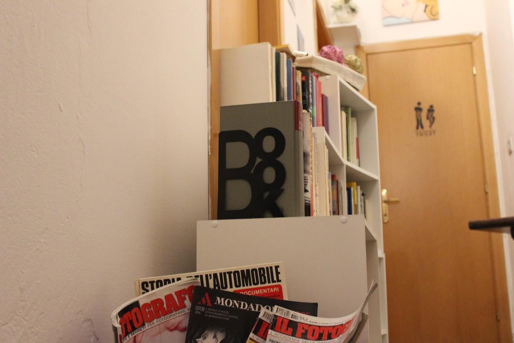 Bed 'N Books Sassari Bagian luar foto
