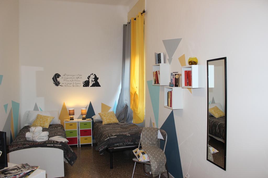 Bed 'N Books Sassari Bagian luar foto